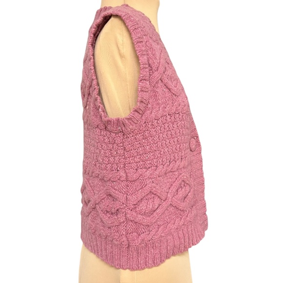 vest IRELANDS EYE hand knit S cable one button dark pink cottagecore vintage - Picture 3 of 8